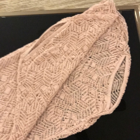 Vest - Picture 5 of 6